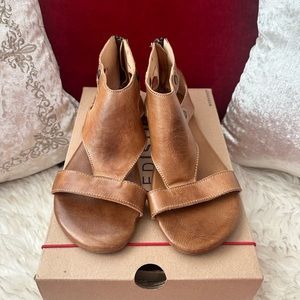 WOMENS LEATHER BED STU SOTO SANDALS
